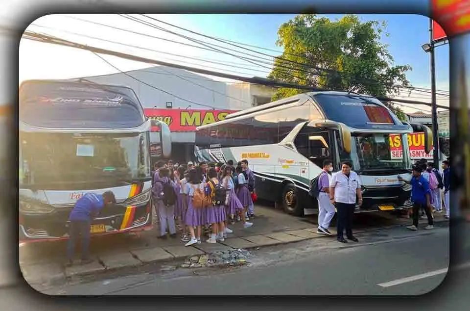 Alasan Menggunakan Bus Pariwisata untuk Study Tour