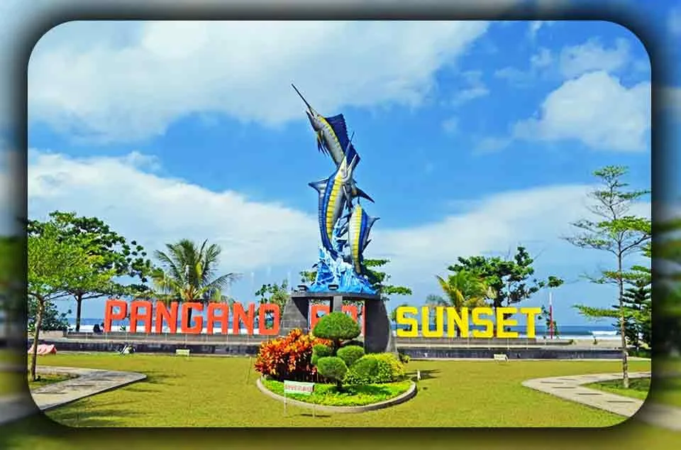 Pilih Pantai Pangandaran vs Green Canyon untuk Gathering