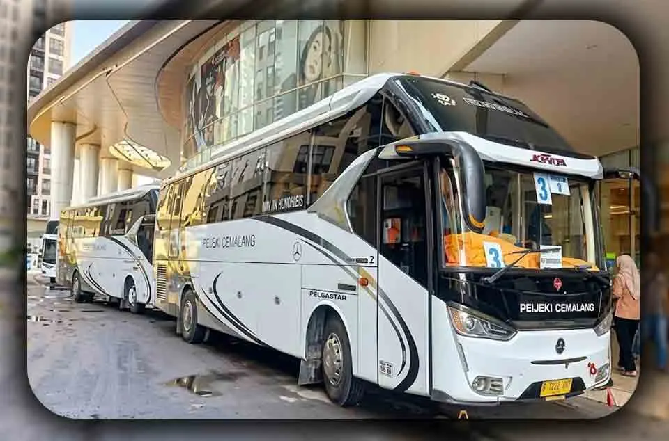 Solusi Jika Bus Pariwisata Mengalami Kendala di Perjalanan