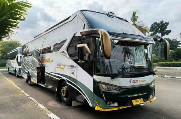 alasan perusahaan menyewa bus pariwisata