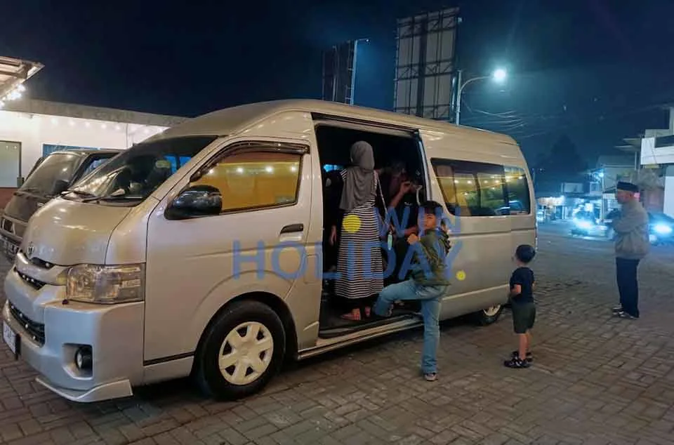 bus000123
