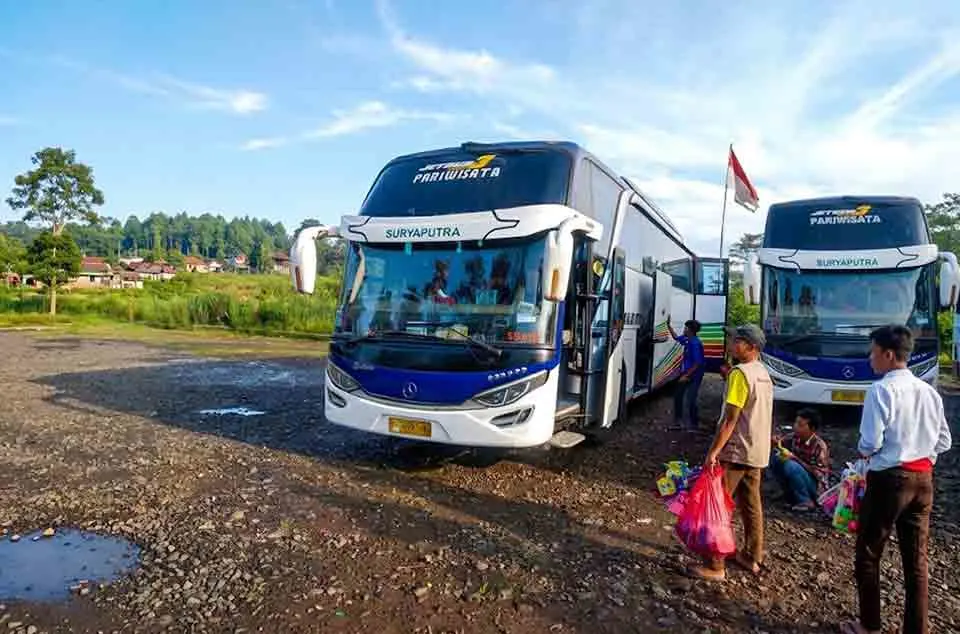 cara mencegah mabuk perjalanan bus pariwisata