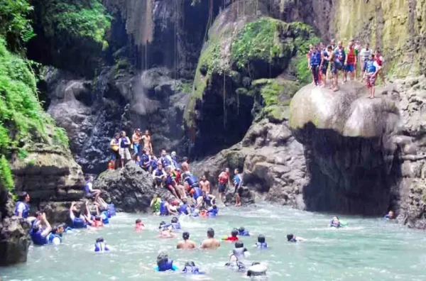 paket body rafting Green Canyon untuk rombongan gathering
