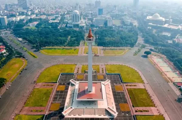 cerita pengalaman study tour ke Monas